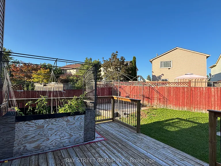27 Lindsay Ct — Photo 31