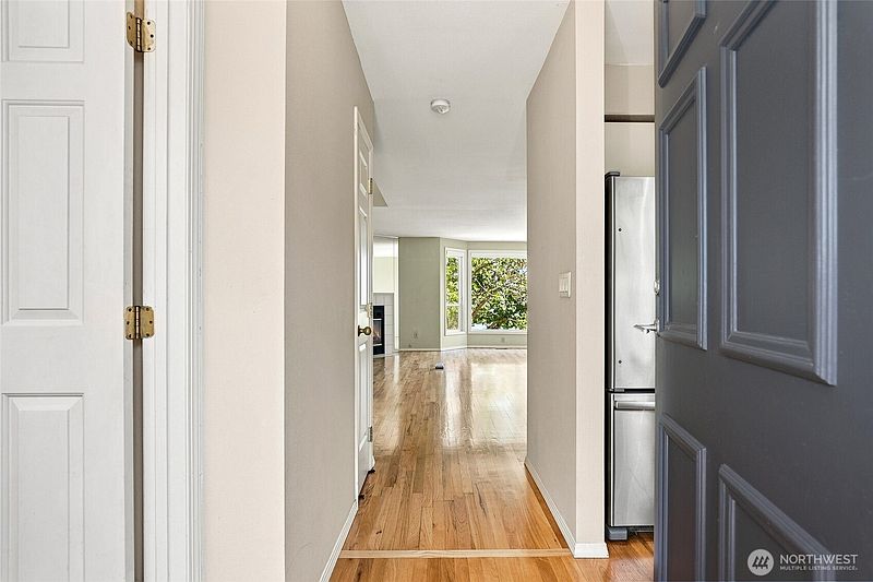 4th image of 3812 25th Avenue W #4B