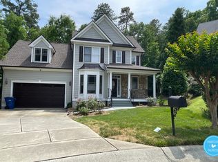 8105 Last Oak Ct, Raleigh, NC 27613