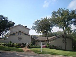 1st image of 301 San Carlos Ct