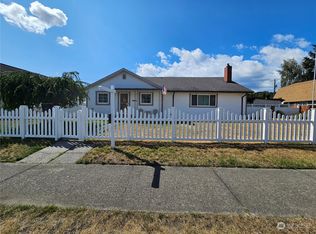 5824 S Oakes St, Tacoma, WA 98409