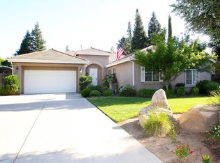 2418 Rall Ave, Clovis, CA 93611