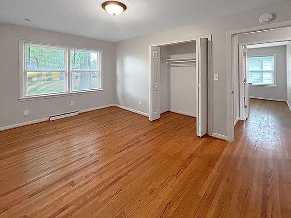 4th image of 5808 Avenue Q