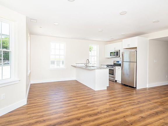 3rd image of 12 Furnace Ave #3