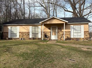 1732 Brookhollow Cir, Jackson, MS 39212