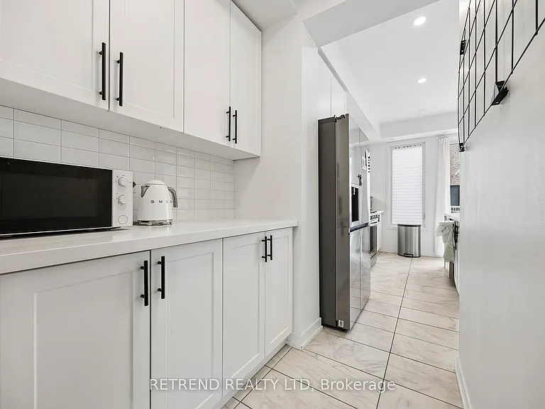 192 Salterton Cir — Photo 11