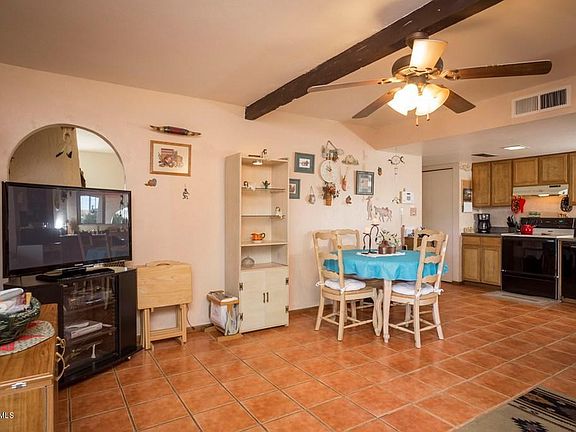 5th image of 3850 W Sahuaro Dr