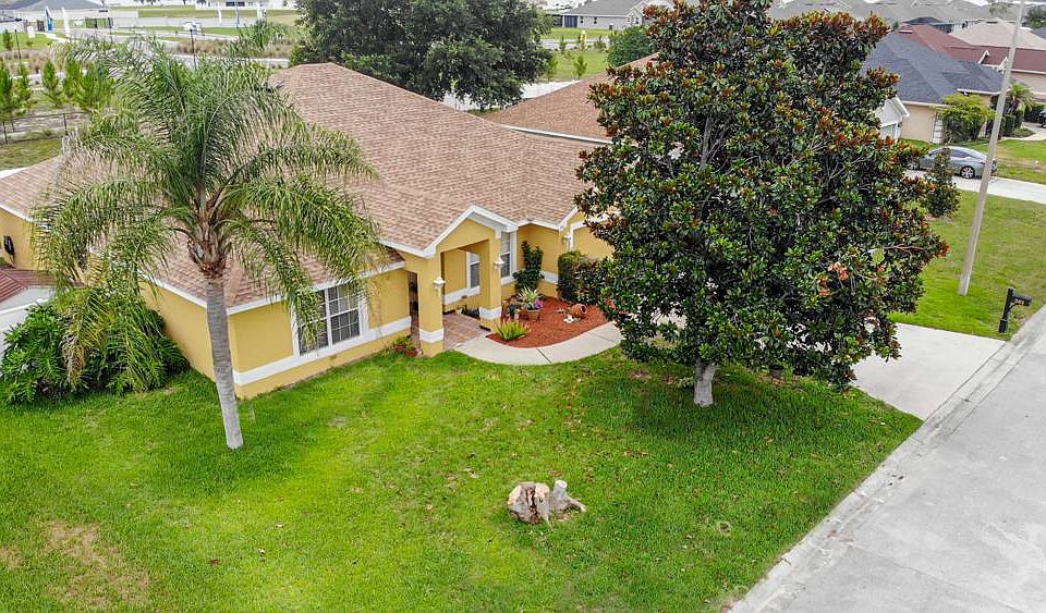 1st image of 561 Pintail Cir