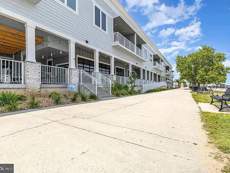 530 Monroe Bay Ave — Photo 25