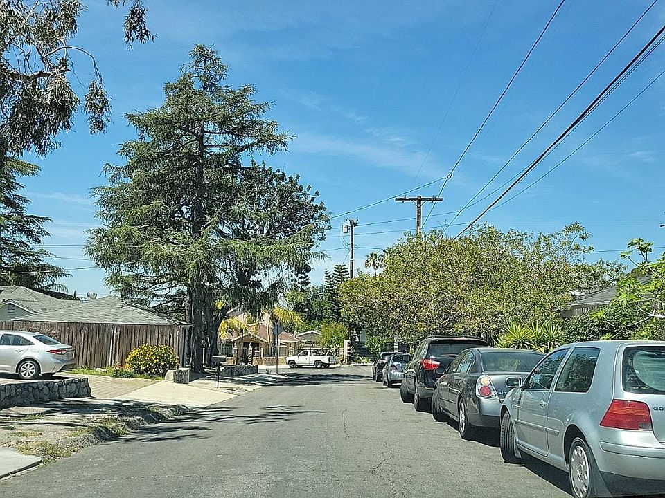 2nd image of 6551 Elmo St