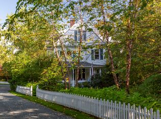 4 Huntington Rd, Mount Desert, ME 04660