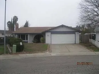 7317 Parkvale Way photo 1