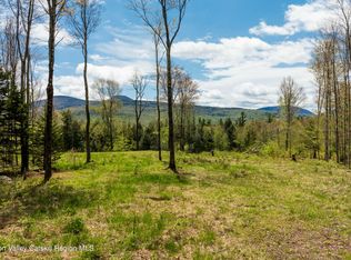 1 Legg Rd, Tannersville, NY 12485