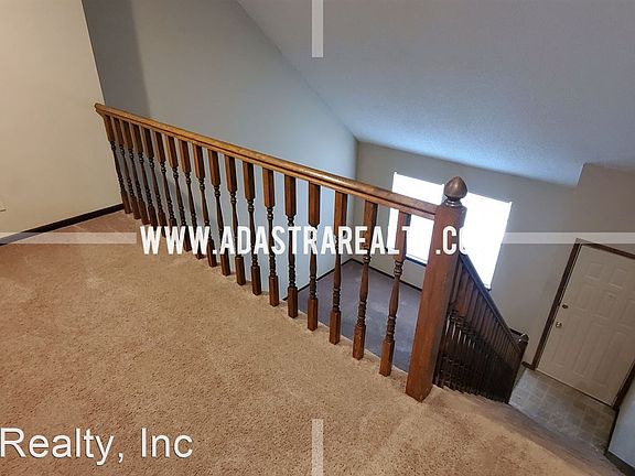 5th image of 6633 W 150th St