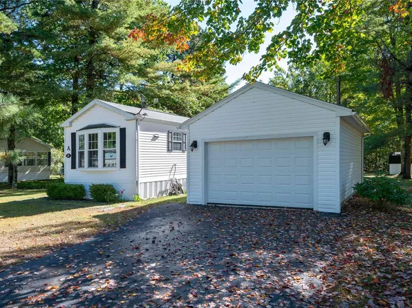 37 Marsh Brook Crossing, Sanford, ME 04073