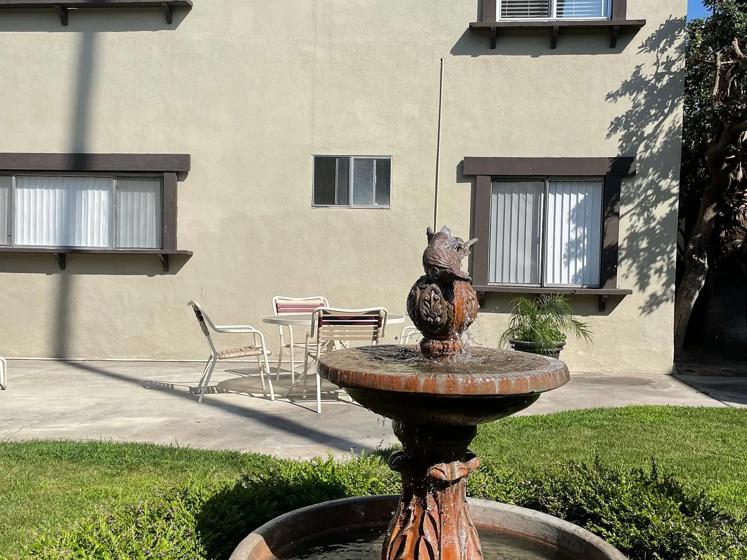 Charter House — Photo 3