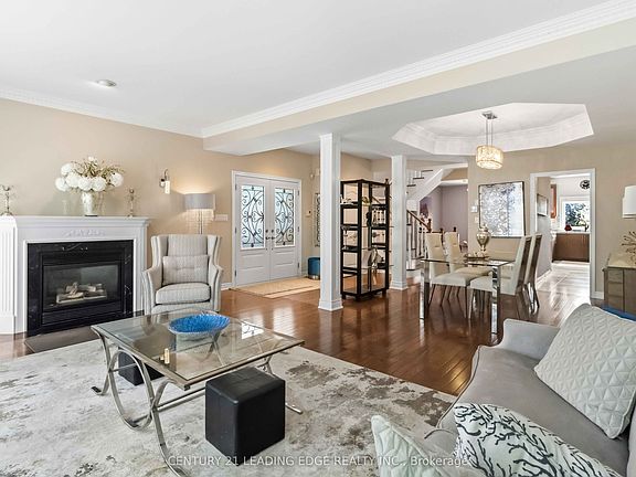 5th image of 47 Cordoba Dr S
