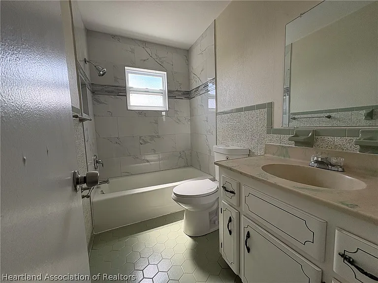 1403 Bassage Rd — Photo 7