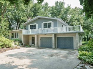 4527 E Oak Ln, Windsor, WI 53598