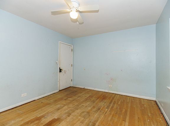 5th image of 6107 N Mozart St