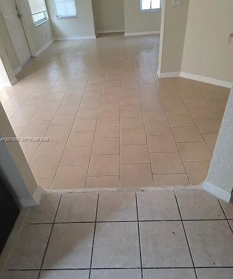 2008 Belmont Ln #2008 — Photo 3