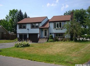 8030 Bamm Hollow Rd, Clay, NY 13041