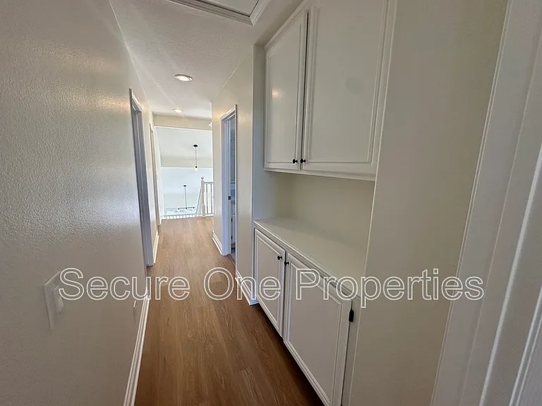 1740 Amarelle St — Photo 27