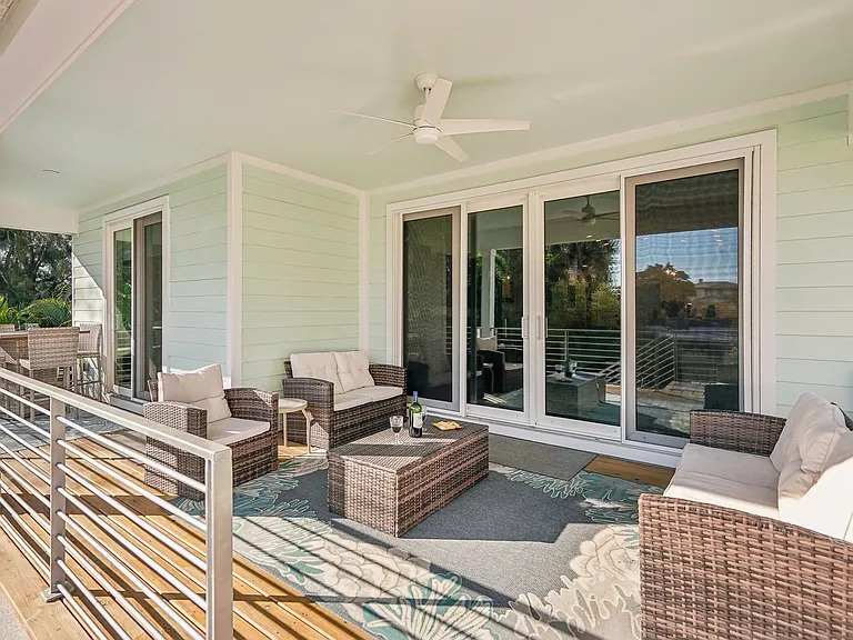 501 Channel Ln — Photo 31