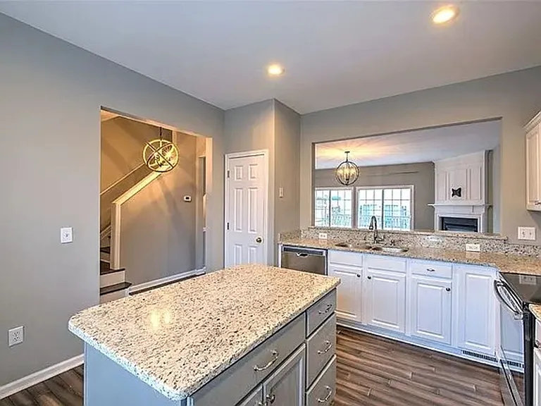 11 Annacey Pl — Photo 11
