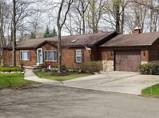 1913 Northwood Ln, Erie, PA