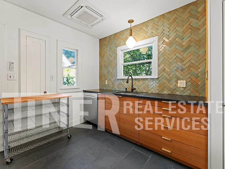 516 San Miguel Way — Photo 9