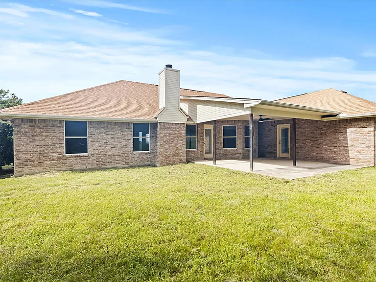 2517 Hayley Dr — Photo 8
