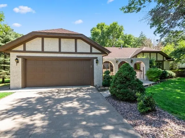 11437 Goldenrod St NW, Coon Rapids, MN 55448