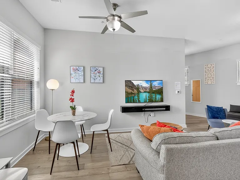 1700 Belcourt Ave #105 — Photo 7