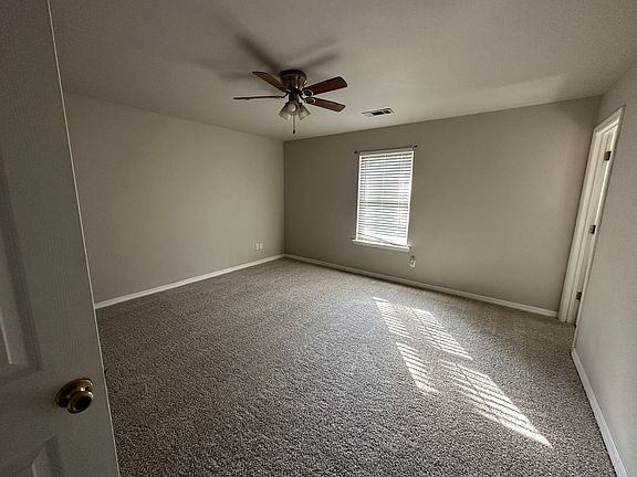 5th image of 52 Sunflower Dr