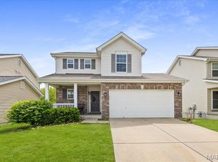 618 Fair Bluff Dr, Wentzville, MO 63385