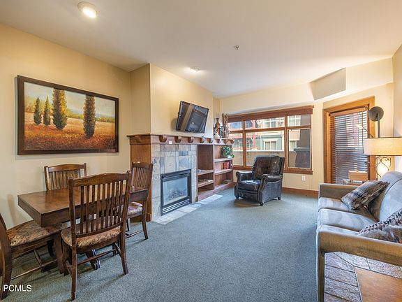 2nd image of 3720 N Sundial Ct #C109