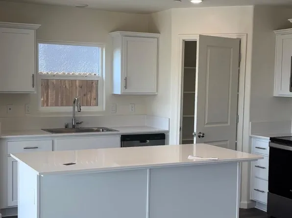 4077 Barona Creek Ct, Merced, CA 95348