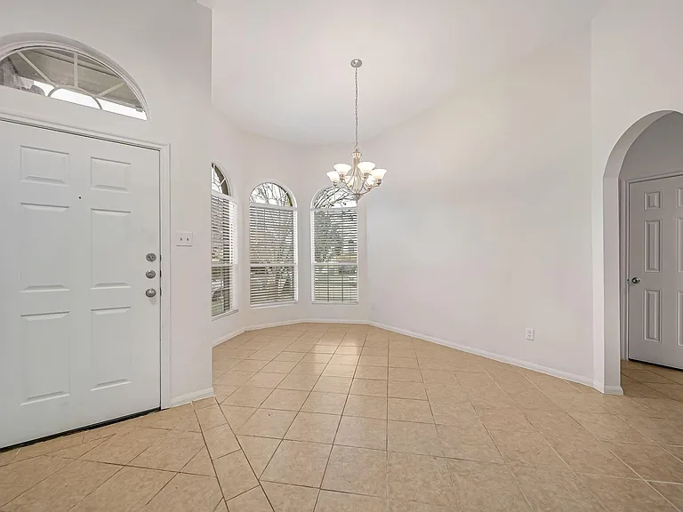 18439 Sunrise Oaks Ct — Photo 3