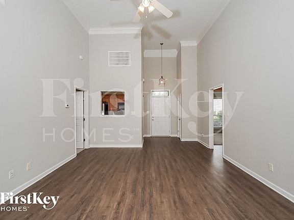 3rd image of 777 Forest Lakes Dr