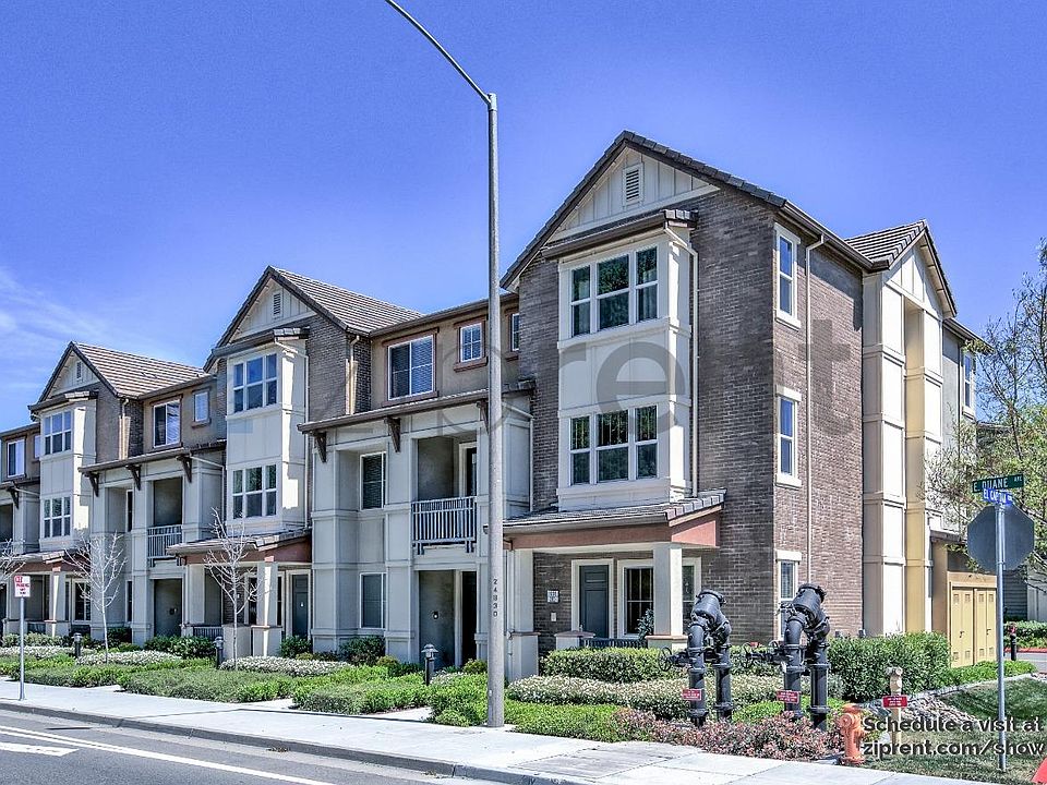 1st image of 1059 E Duane Ave #200