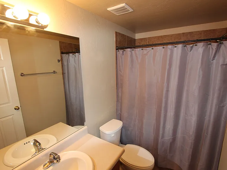 1535 E Payton Way — Photo 26