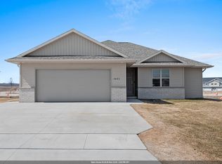 1621 Frontier Rd, Luxemburg, WI 54217