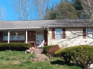35 N Lake Rd, Sweet Valley, PA 18656