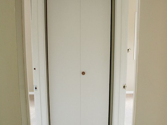 3rd image of 1636 Kelems Ct