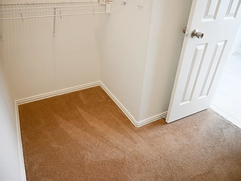 2204 Rockport Dr — Photo 25