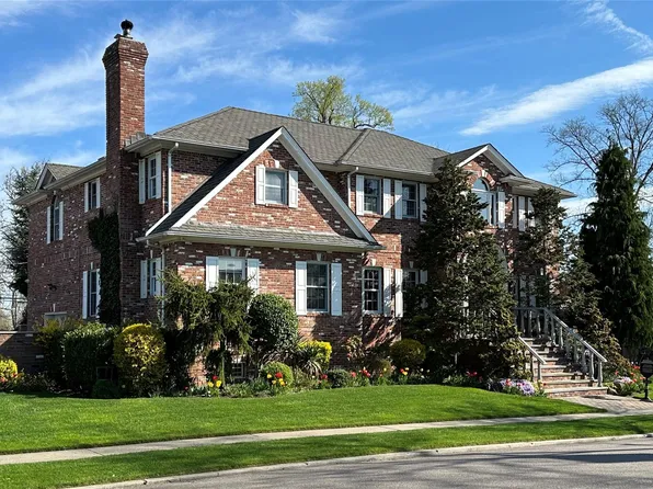 162-03 14th Avenue, Beechhurst, NY 11357