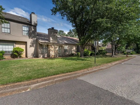 1637 Shadowmoss Ln #27, Germantown, TN 38138