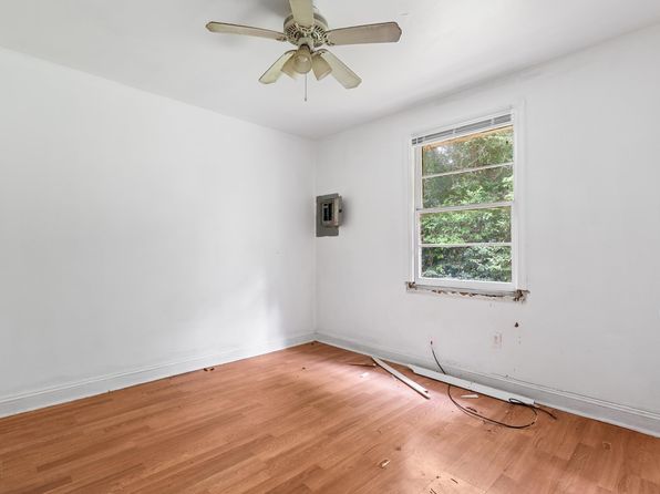 columbia-south-carolina-370661572 picture