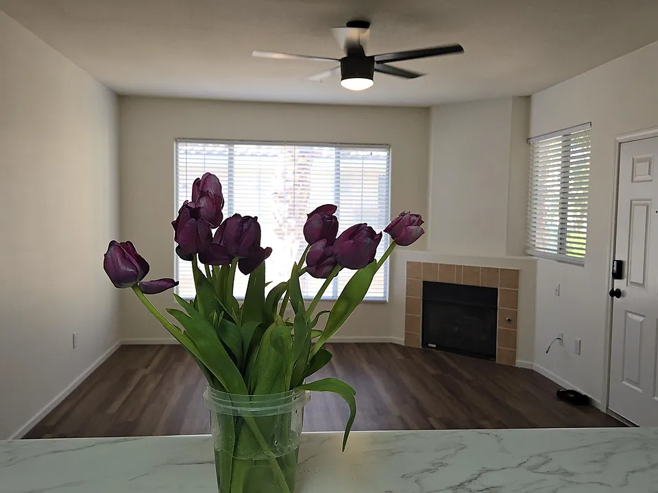 7123 S Durango Dr #213